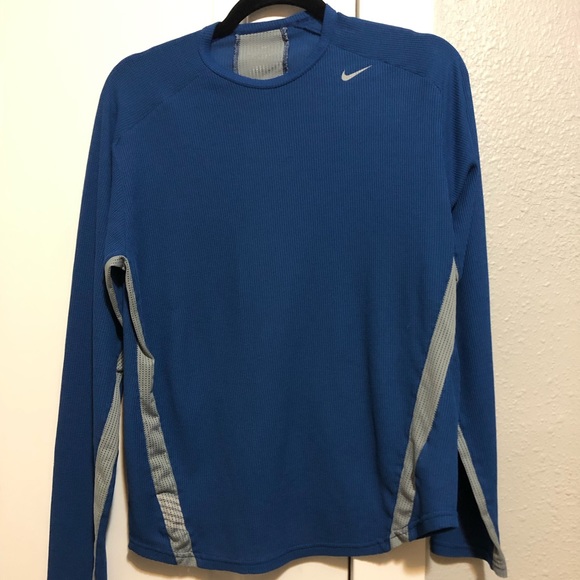Nike Other - Nike Sphere Dry Shirt - Size M